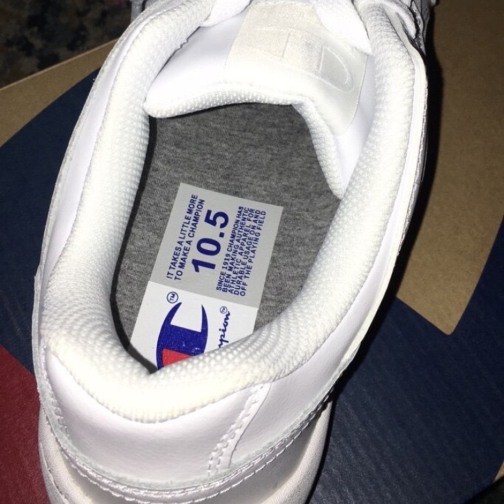 Shoes - Picture 4 of 4